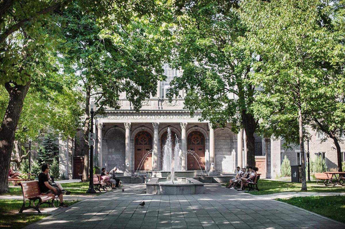 Heart Of Mtr For Memerable Experiance 2 Backyard 7Minmetro Fully Renovated & Equipped Монреаль Екстер'єр фото